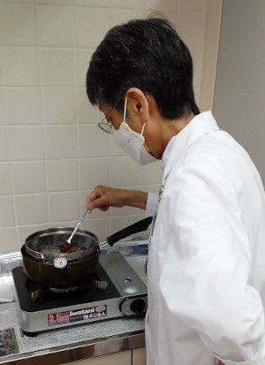 丸山式ゴマ軟膏の作製裏話~試作を重ねてついに完成!